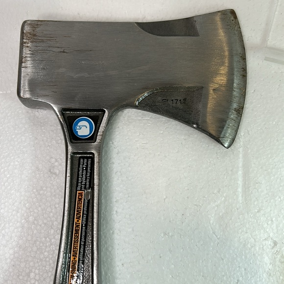 Hart axe 5L 171 with a case holder for the belt - Picture 6 of 9